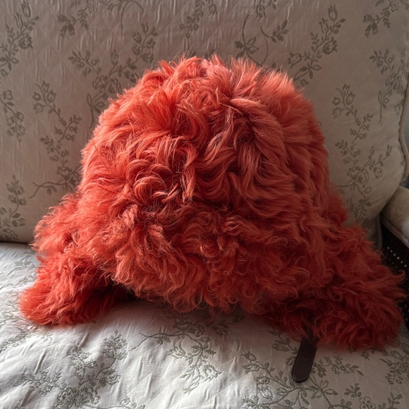 Gucci NWT Orange Shearling Hat Medium 58cm - Picture 6 of 15